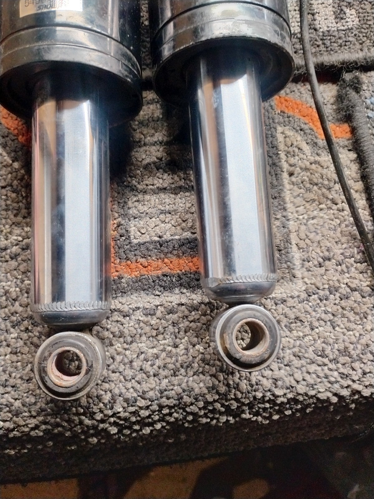 2005 Harley Touring FLHRI Road King Rear Shock Damper Set 13" 54565-97C
