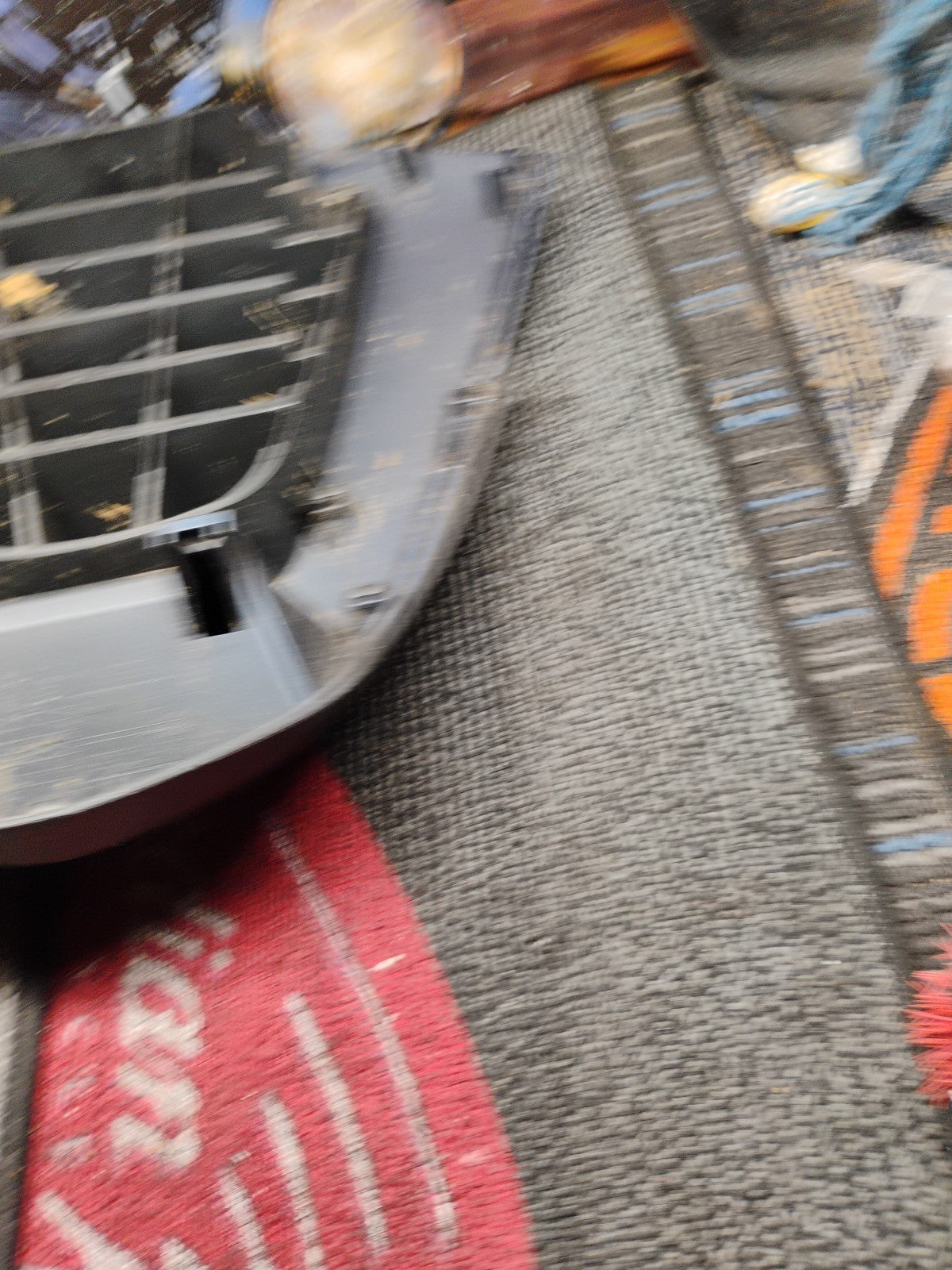 2009 VESPA PIAGGIO MP3 THREE WHEELER 400IE GRILL COVER 624433 624437