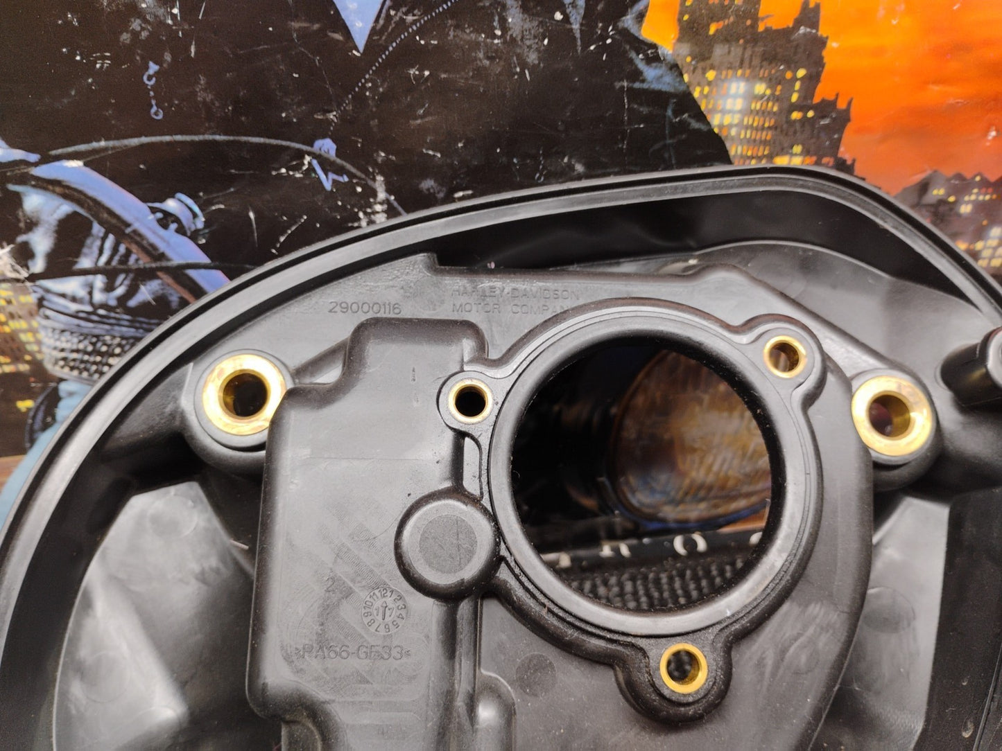 Harley Davidson Milwaukee 8 Touring OEM Air Filter Cleaner Back Plat #46