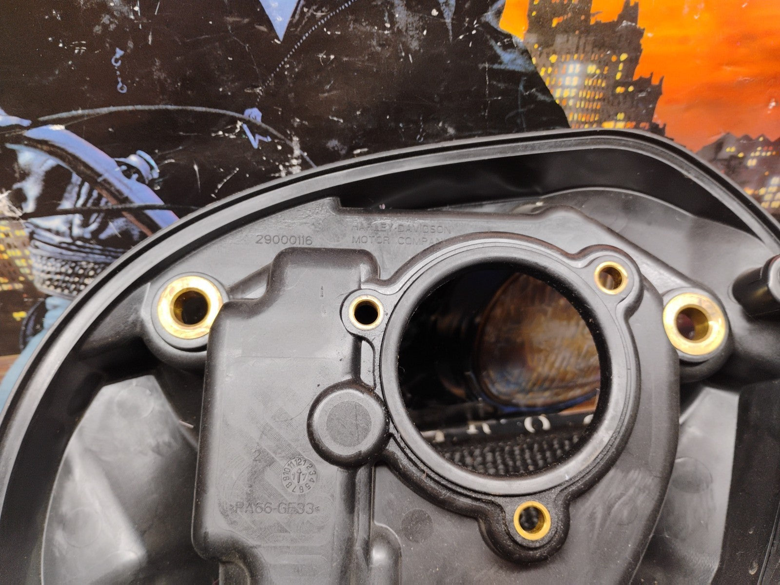 Harley Davidson Milwaukee 8 Touring OEM Air Filter Cleaner Back Plat #46