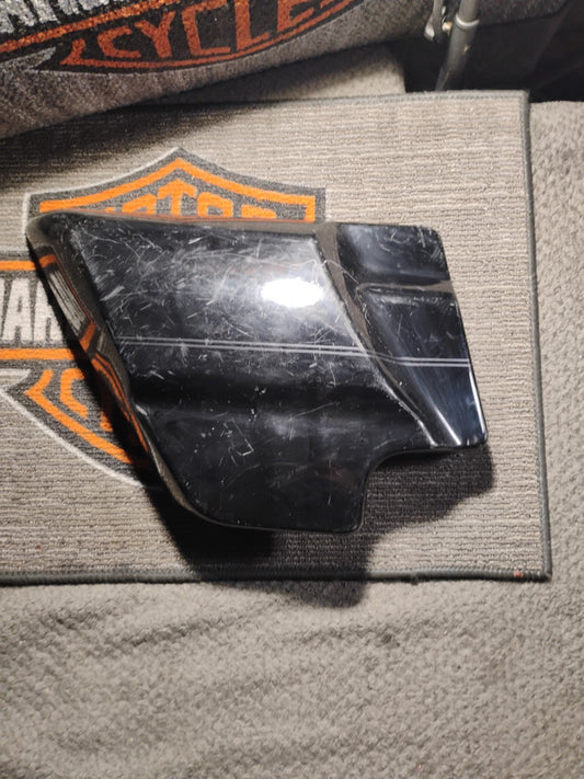 Harley-Davidson OEM 14-23 Touring Street Road Lower Side Covers Daytona Blue?