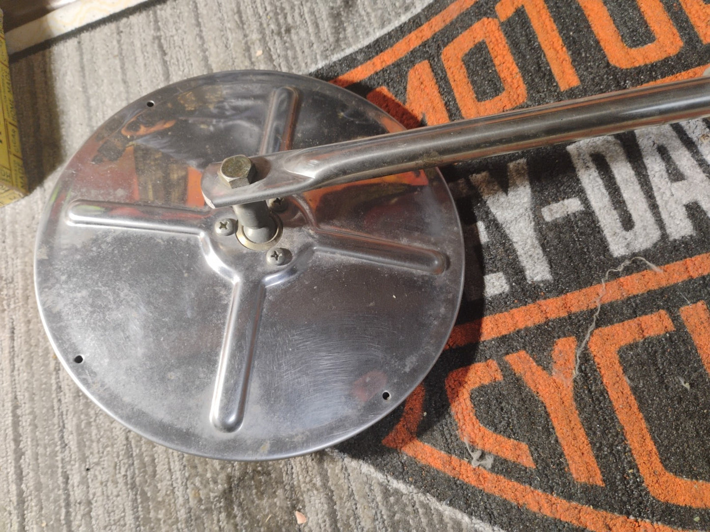 Used Freightliner Center Ball Stud Tripod Mount  Mirror - P/N A22-72071-000