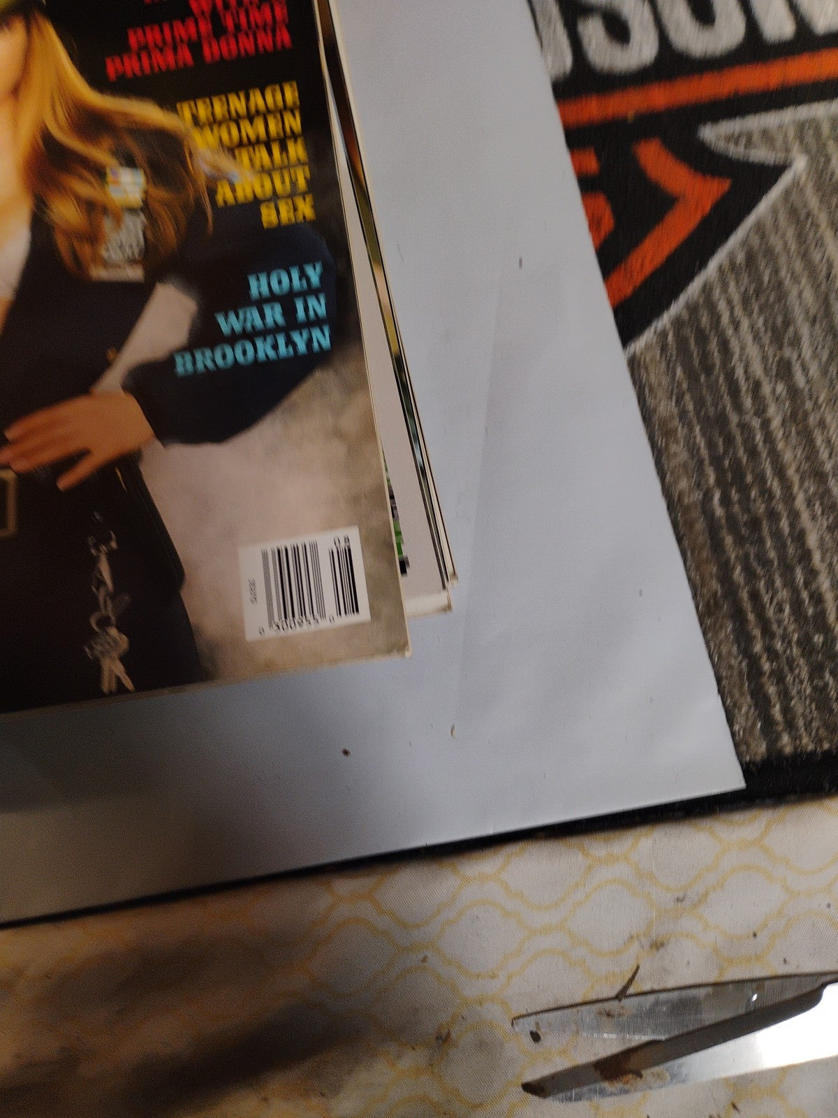 July 2007 Playboy Magazine - Playmate Tiffany Selby & Amanda Beard 