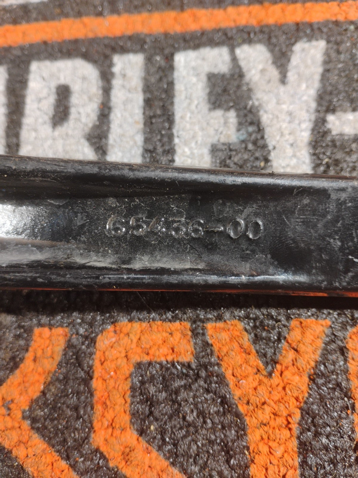 2001 Harley Davidson Fatboy 65436-00 Muffler Support Bracket