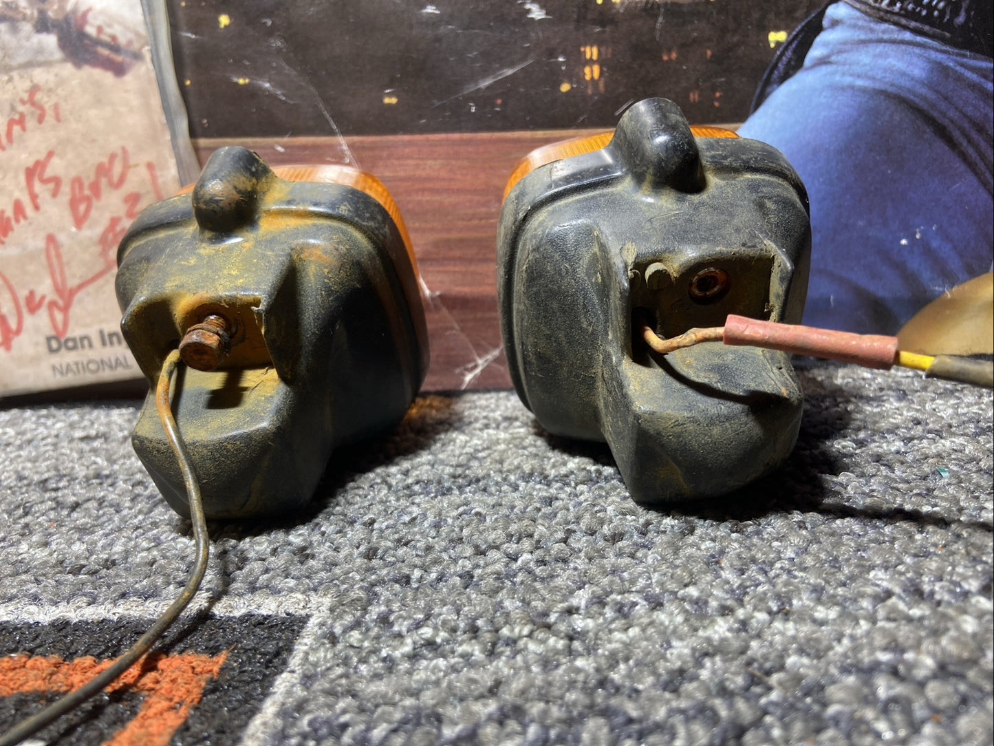 1984 Honda XL200R TURN SIGNAL INDICATOR LIGHTS A369