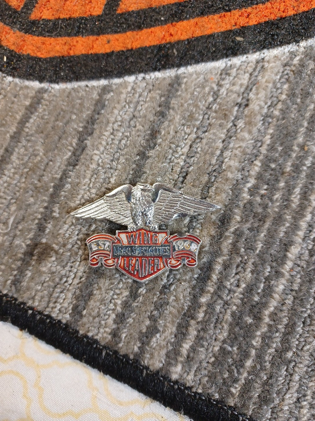VINTAGE WING LEADER DRAG SPECIALTIES EST 1968 Motorcycle Badge COLLECTABLE
