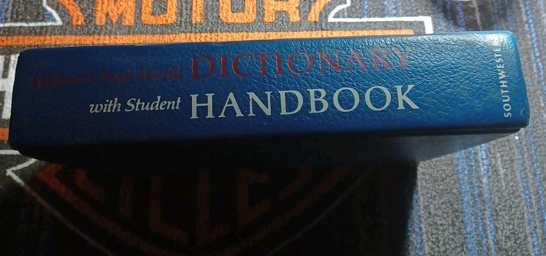Webster’s NEW WORLD Dictionary w/ Student Handbook 