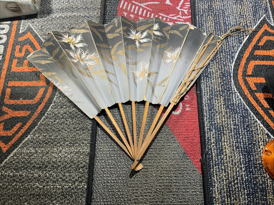 Antique Made in OCCUPIED JAPAN Hand Painted Paper Fan on Wood Frame