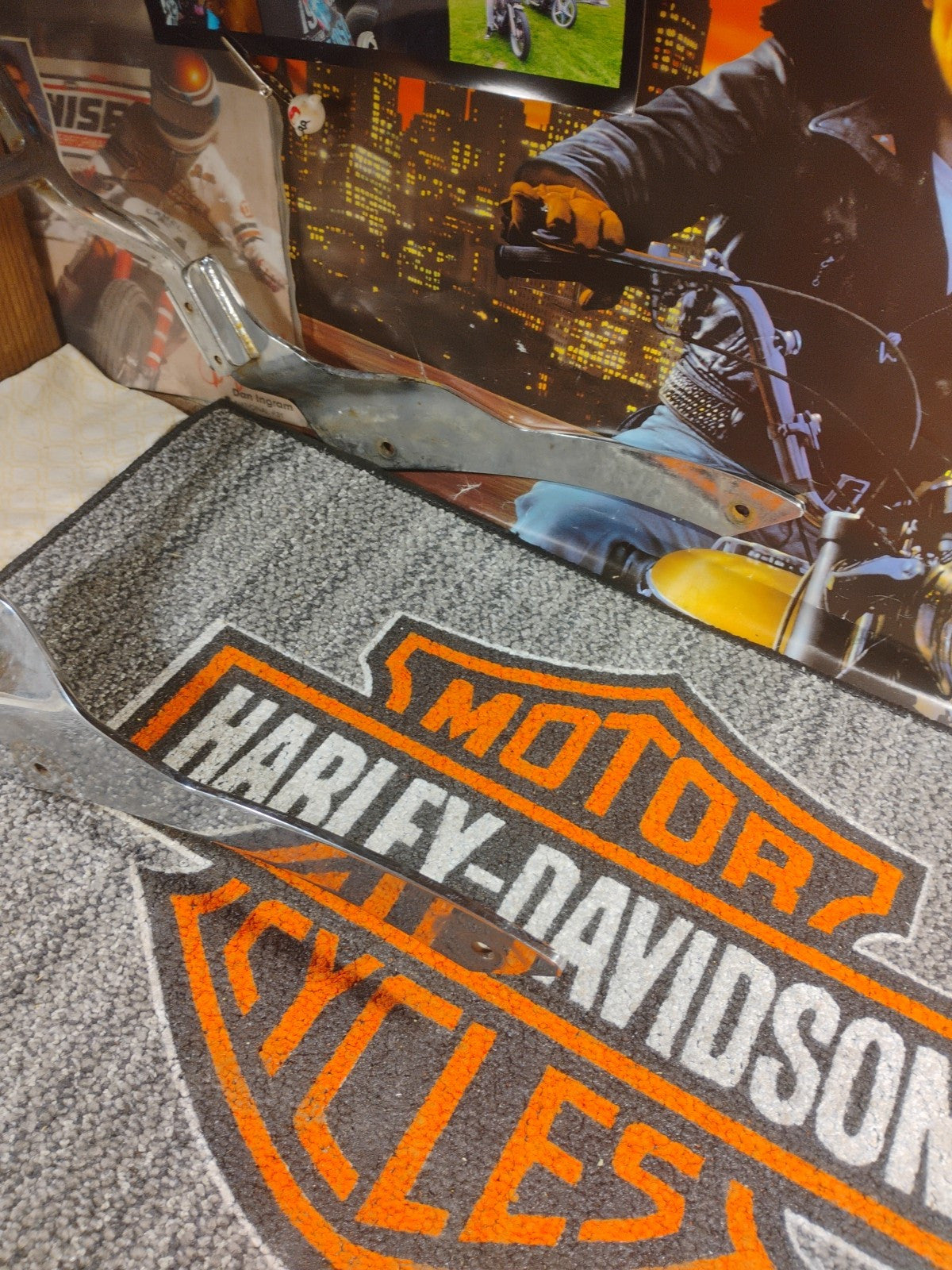 Passenger Backrest Sissy Bar for 2000-2011 Yamaha V Star 1100 Dragstar 1100