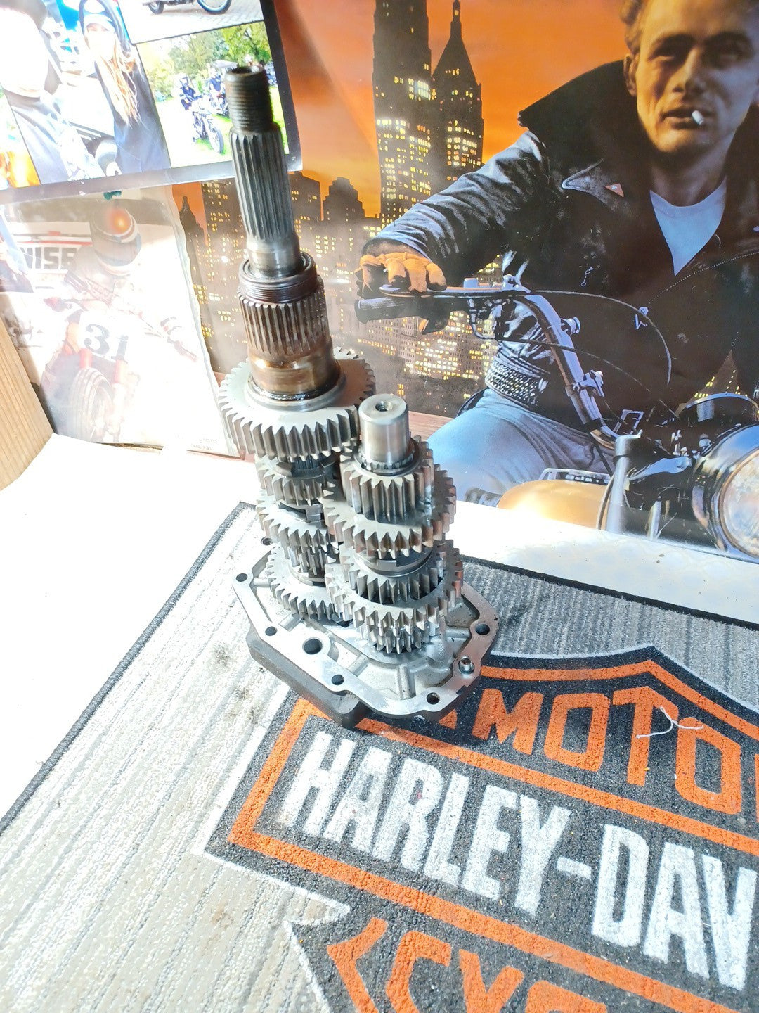 Vintage  OEM Harley-Davidson Big Twin Transmission Gears And Parts 5 speed
