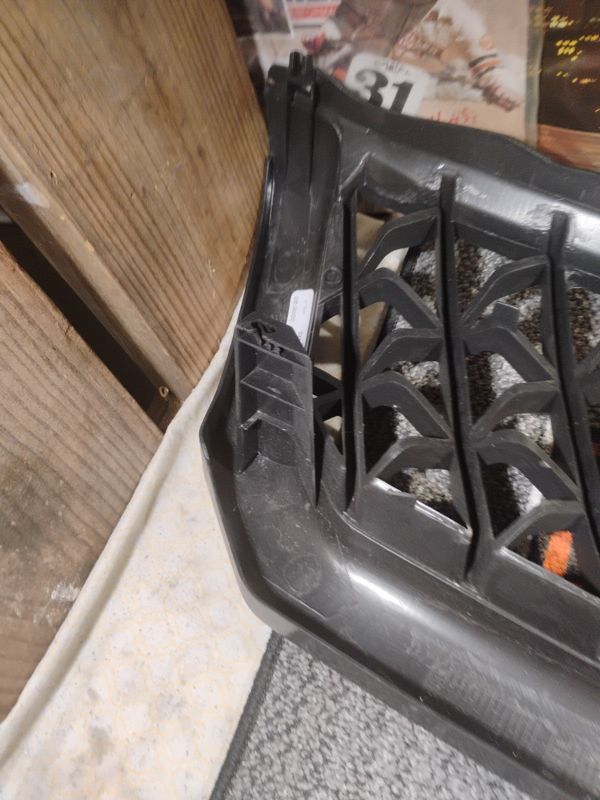 fits 2000-2001 MONTERO SPORT Front Bumper Grille Black NEW