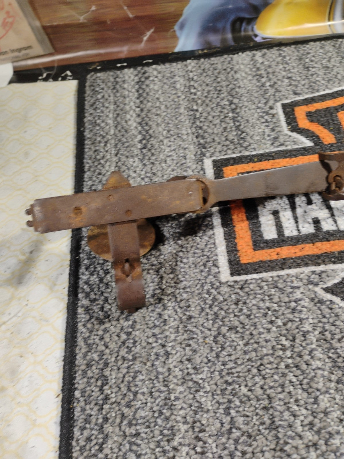 VINTAGE TRAPPERS  EARLY 1900S ONEIDA VICTOR Small  METAL ANIMAL  TRAP Display...