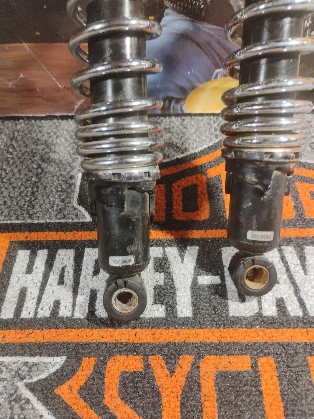 Pair Rear Shocks Absorber Bla&Chrome Harley Sportster XL883 1200 72 48 1979-2012