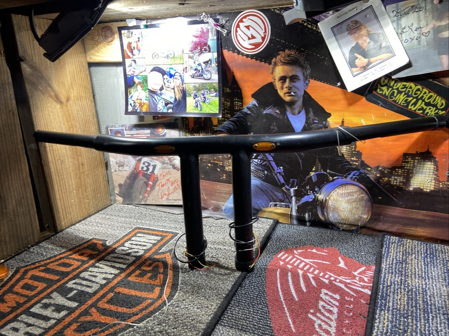 Harley Davidson 10in T Bars 1-1/4in Intergrated Turn Signals