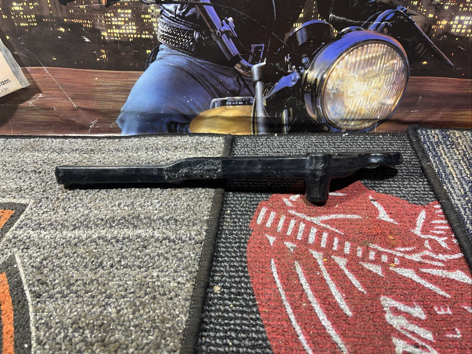 65522-91 1990-1999 FLSTF FATBOY EXHAUST BRACKET HARLEY DAVIDSON