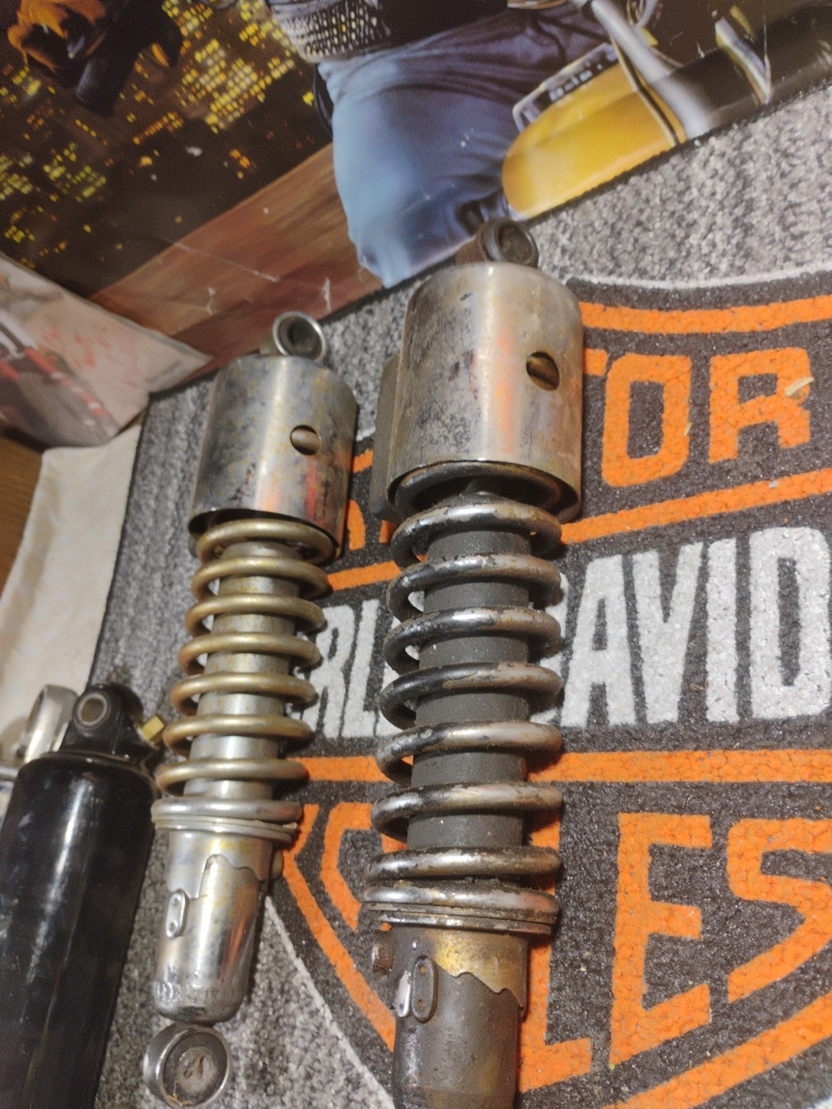 1982 yamaha xs650 ohc y433~ rear shocks suspension