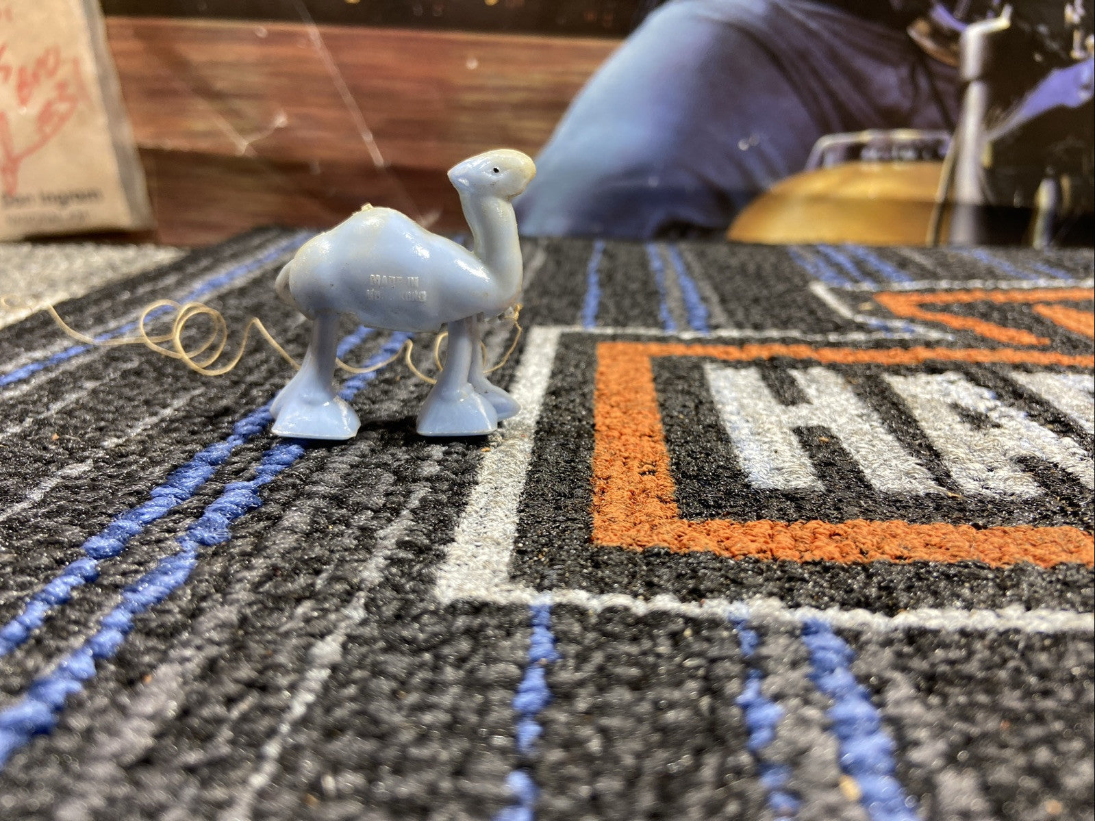 Vintage Space-Walking CAMEL Plastic Kids mini TOY Cracker Jack Gumball Prize