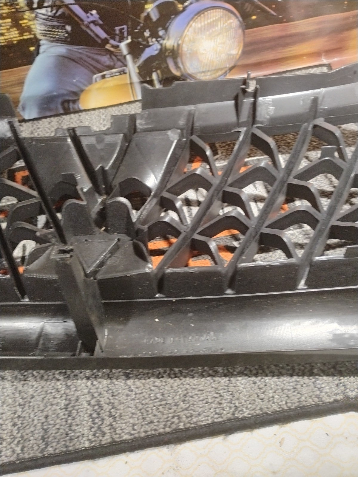 fits 2000-2001 MONTERO SPORT Front Bumper Grille Black NEW