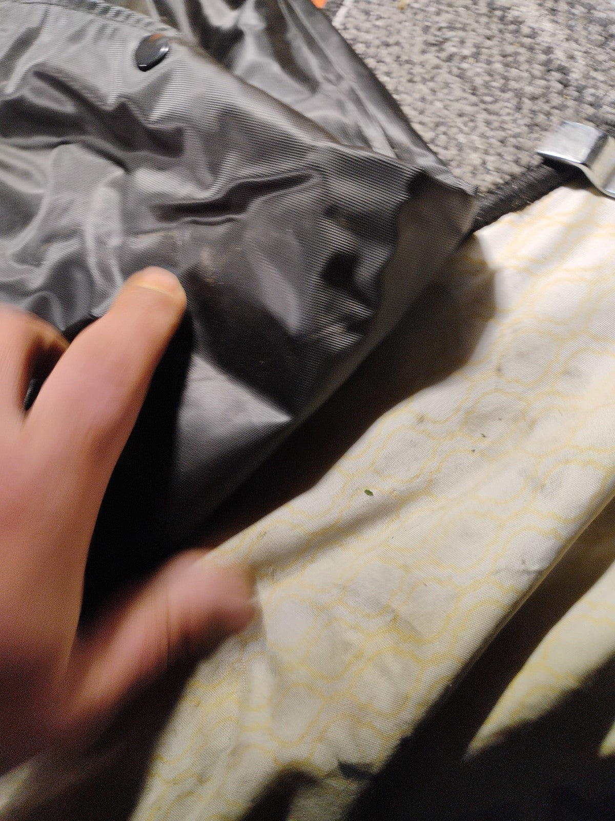 First Gear Motorcycle Pants Mens Extra Large 32x32 Black Splash Rain Riding