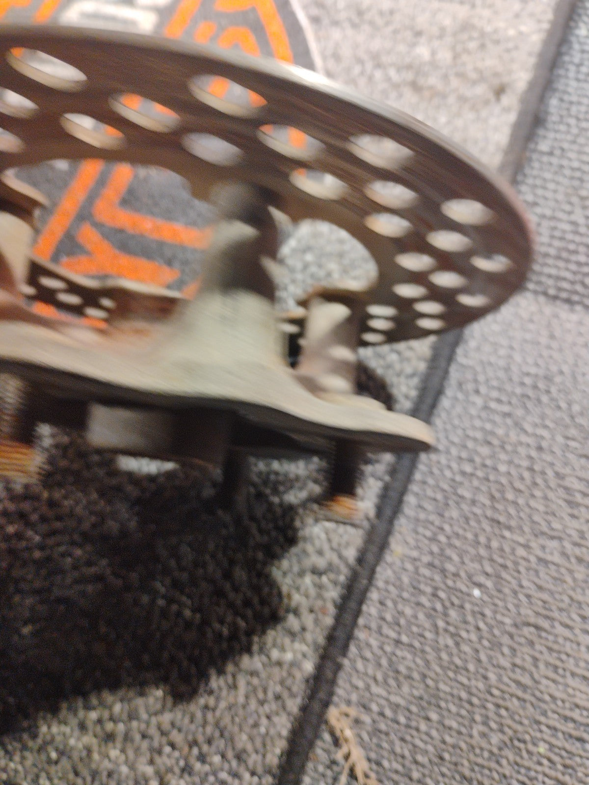 2005 Yamaha Kodiak 400 front hub with rotor 