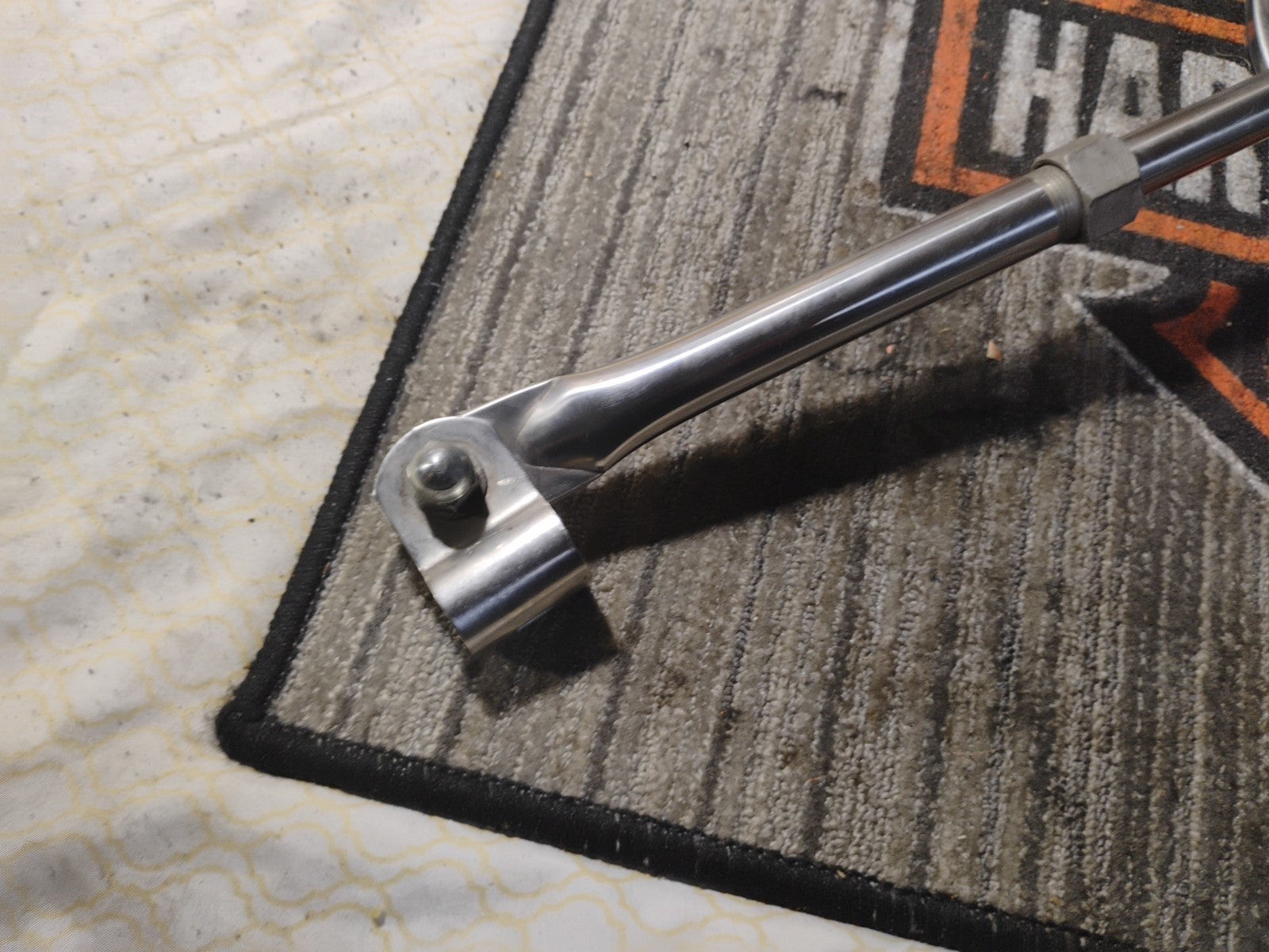 Used Freightliner Center Ball Stud Tripod Mount  Mirror - P/N A22-72071-000