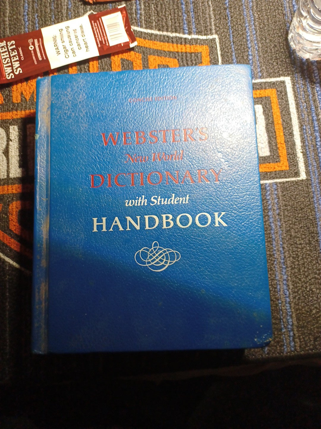 Webster’s NEW WORLD Dictionary w/ Student Handbook 