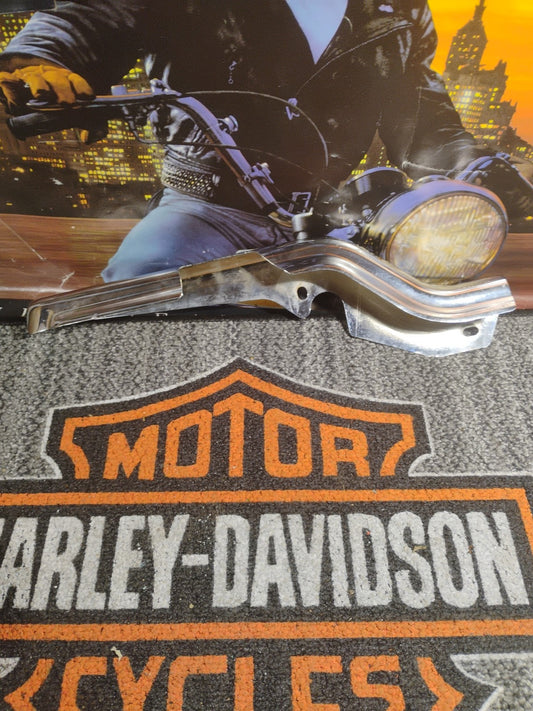 2000-06 Harley Davidson Electra Glide Ultra Classic CVO left FENDER STRUT COVER