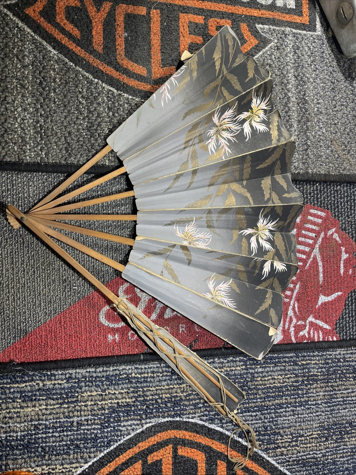 Antique Made in OCCUPIED JAPAN Hand Painted Paper Fan on Wood Frame