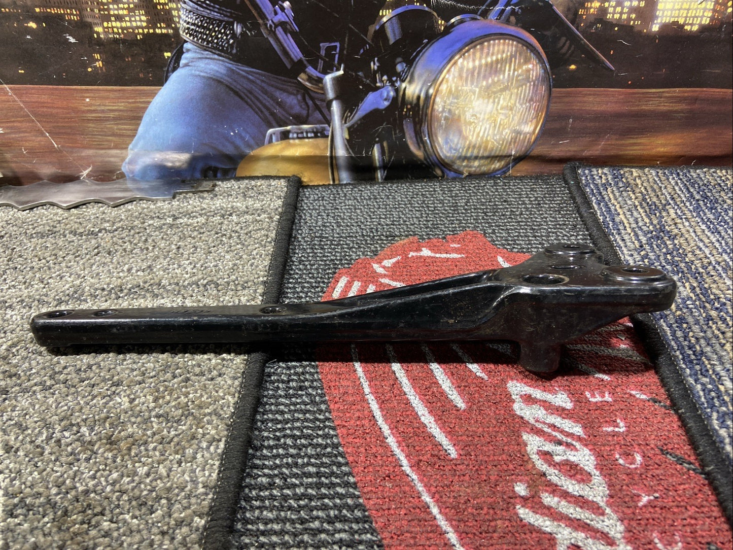 Harley OEM 65436-00 Exhaust support 00-06 FLSTF FXSTD